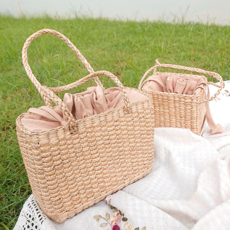The Tansanee ~ Handwoven Straw Bag