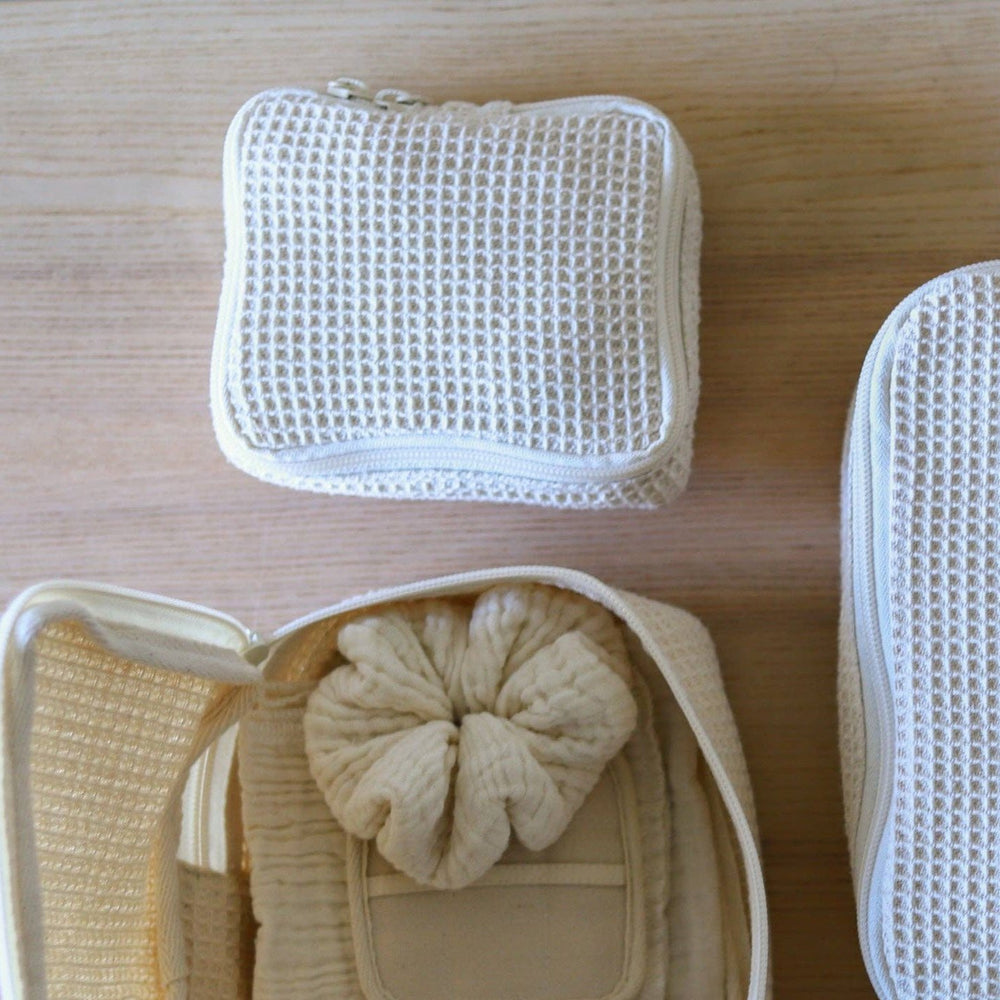 Organic Lifestyle Oat Waffle Box Pouch - Small