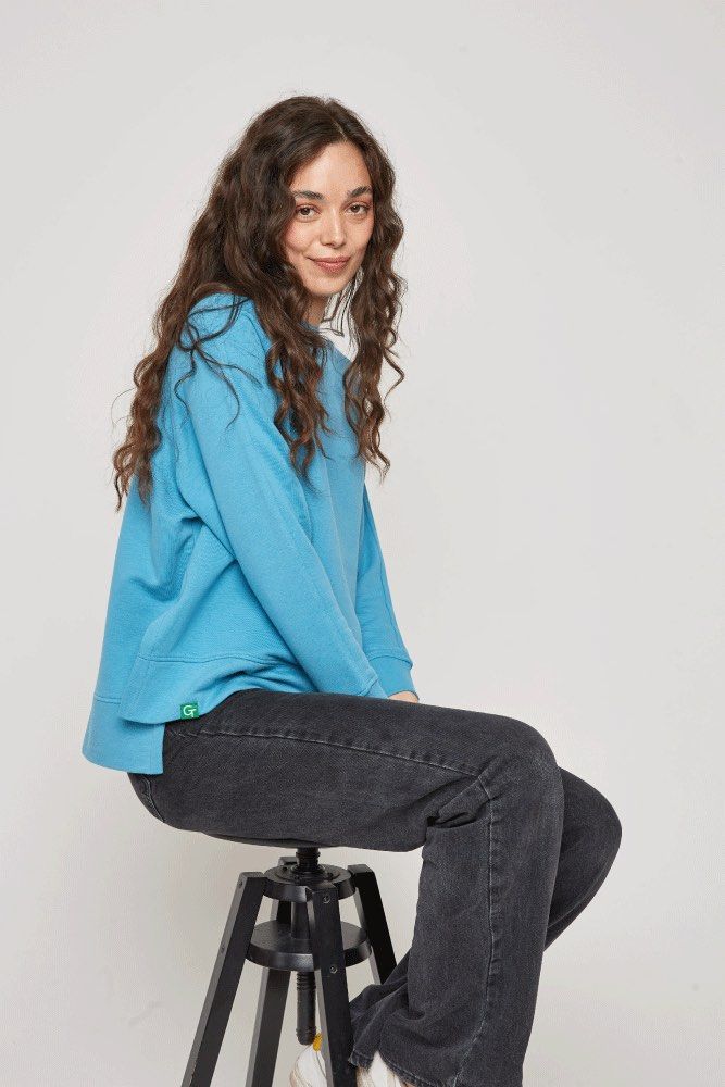 ORGANIC COTTON OVERSIZED SWEATER - CYAN BLUE