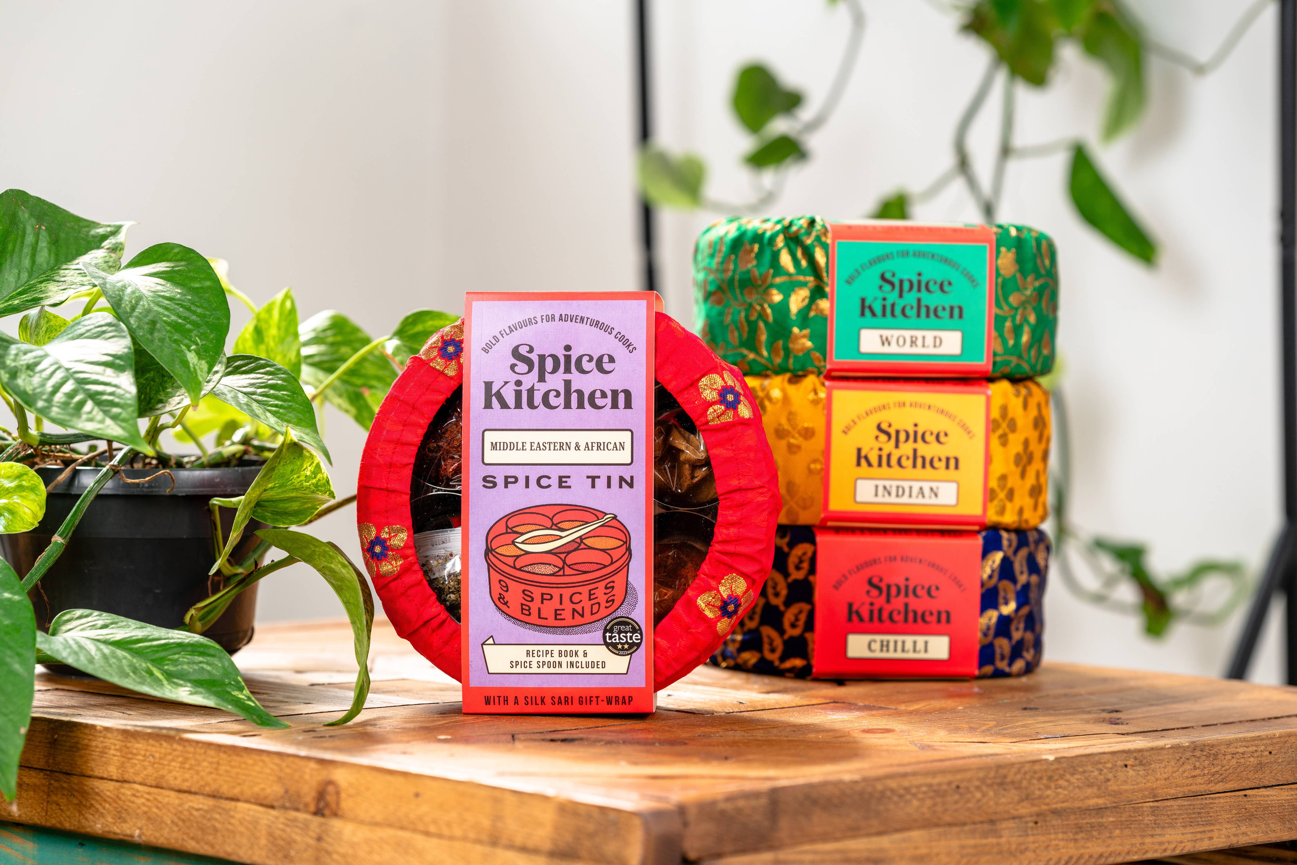 Spice Kitchen - Middle Eastern & African Spice Tin with 9 Spices