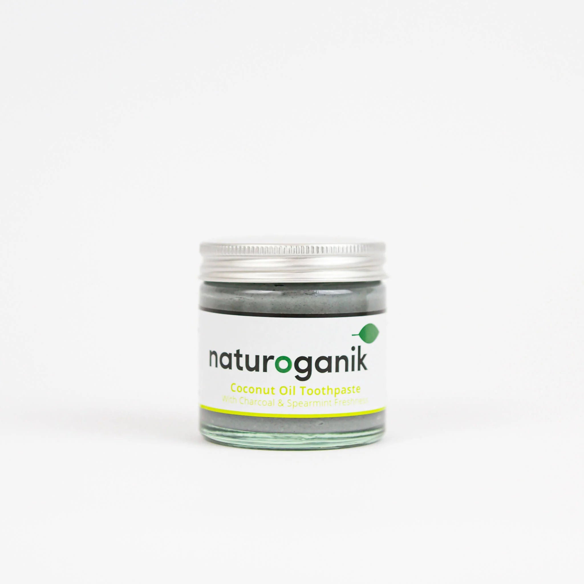 Natural Coconut Oil Toothpaste With Charcoal & Spearmint Freshness